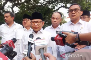 Harga Plastik Melonjak: Pemerintah Siapkan Mitigasi untuk UMKM