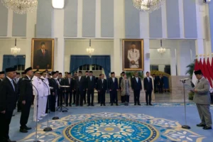 Prabowo Panggil Ekonomi: Daftar Pejabat Hadir di Istana