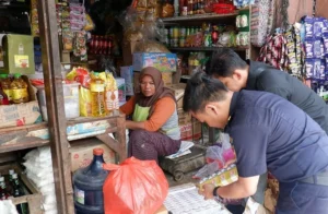 Rokok Tanpa Pita Cukai: Bea Cukai Entikong Gerebek Gubuk Penimbunan